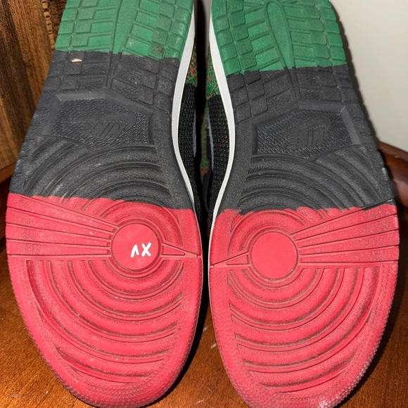 Nike Air Jordan 1 Retro main image 7